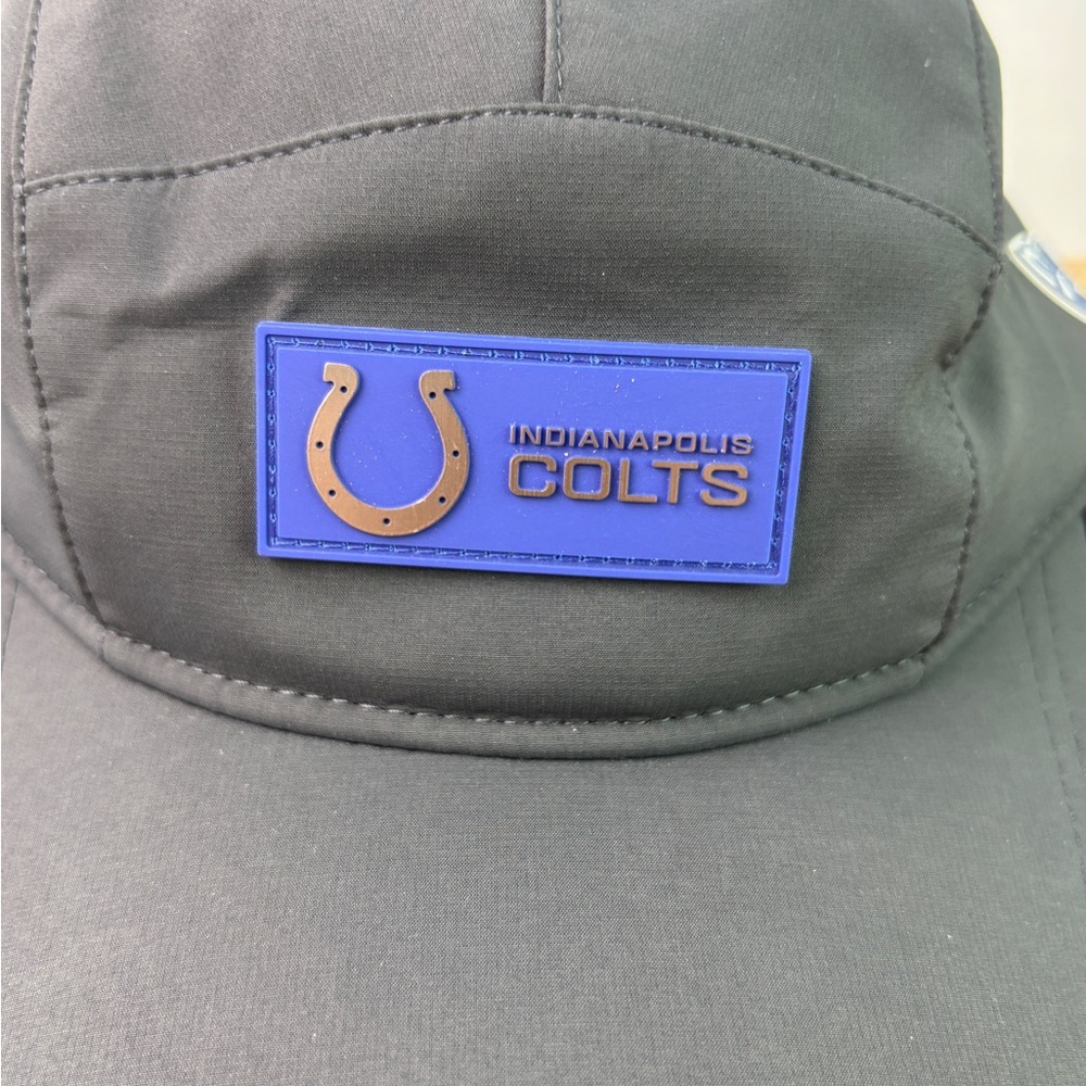 New Era Indianapolis Colts Charcoal 2025 Earflap Cap - Picture 2 of 7
